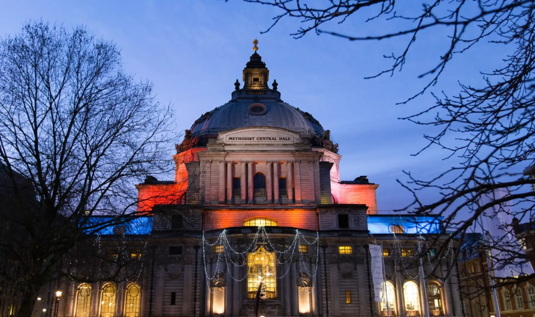 Betrug als Bankvertreter: 1,6 Millionen Dollar von Kirchenkonto gestohlen
