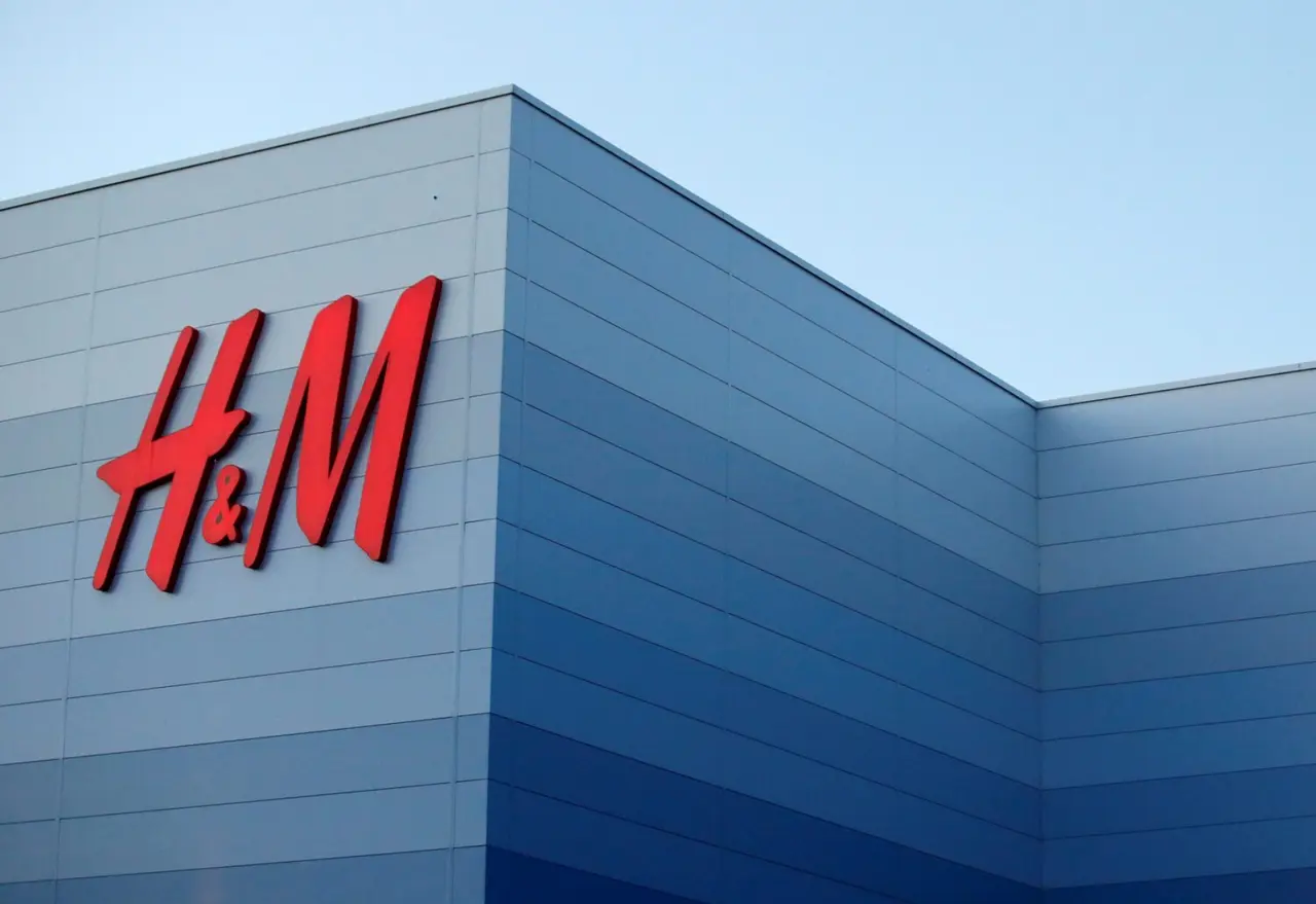 H&M prüft Berichte über möglichen Cyberangriff