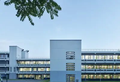 HSZ-Angriff: Ein Gigabyte abgeflossen, Störungen bleiben